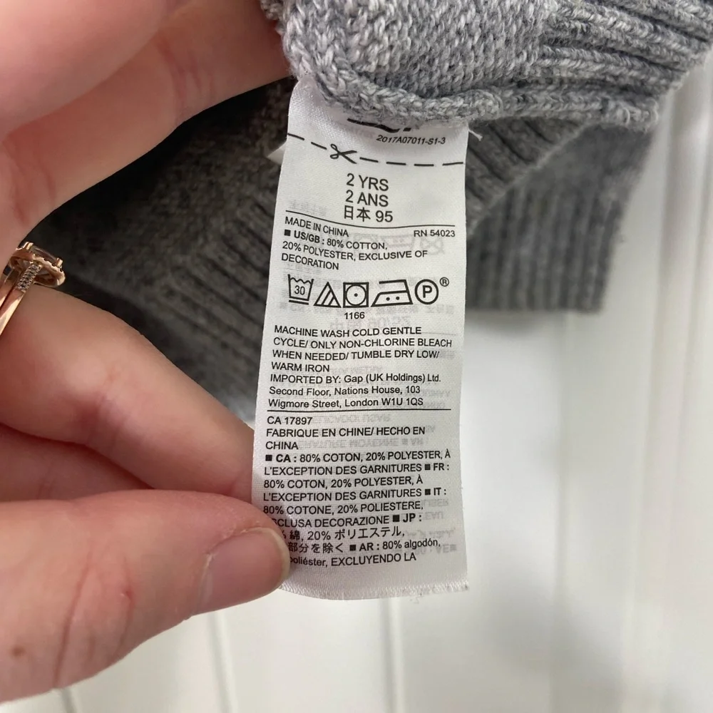 NWOT Baby GAP boy’s dragon dark gray heavy knit crewneck sweater 2 years‎